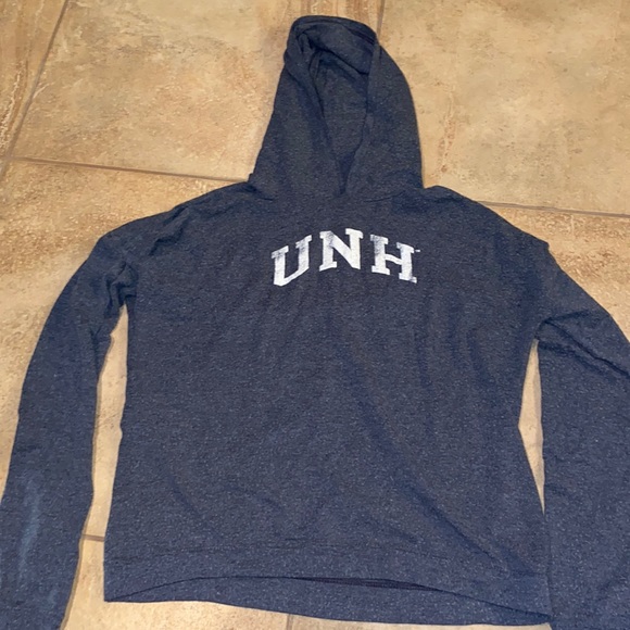 UNH University of New Hampshire sweatshirt - Picture 1 of 2